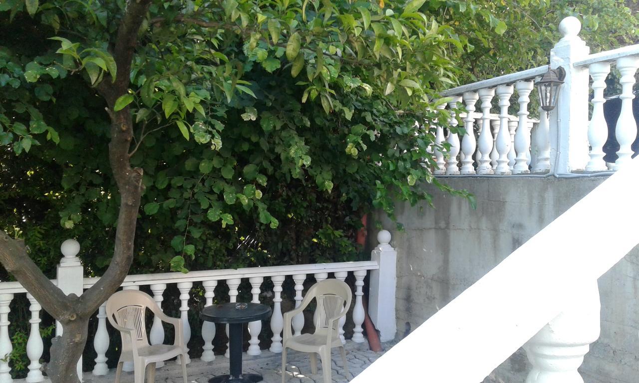 Guest House Amra New Athos Buitenkant foto