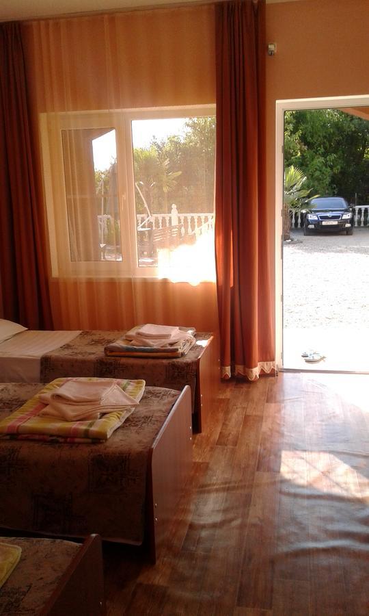 Guest House Amra New Athos Buitenkant foto
