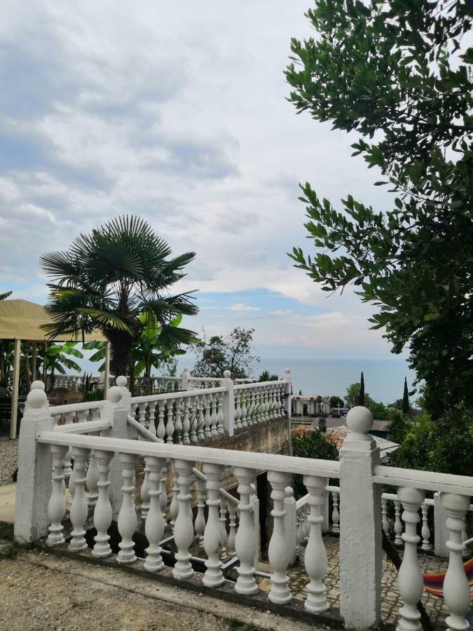 Guest House Amra New Athos Buitenkant foto